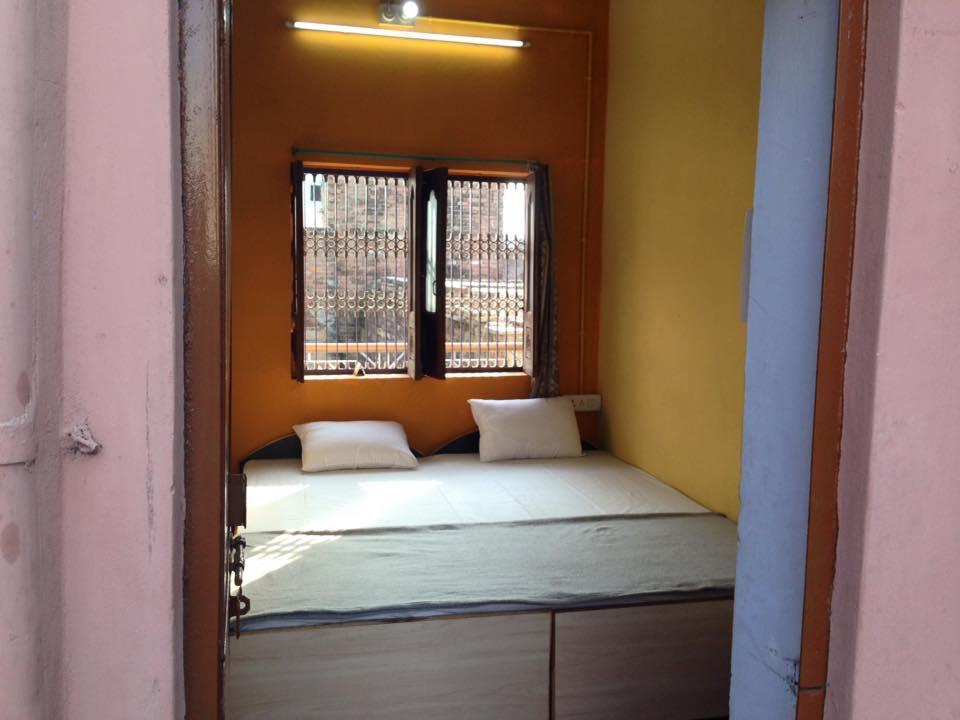 Paradise Inn Guest House Varanasi Habitación foto